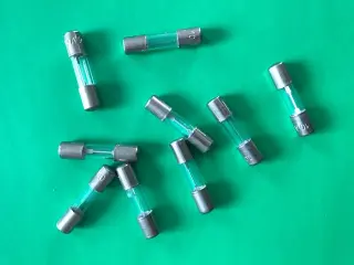 Предохранитель сп-1, сп-2, сп-5, сп-10, сп-15, сп-20, сп-30, сп-40