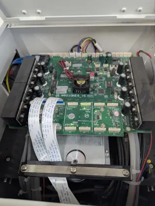 Планшетный УФ принтер 1610 3 головы i3200