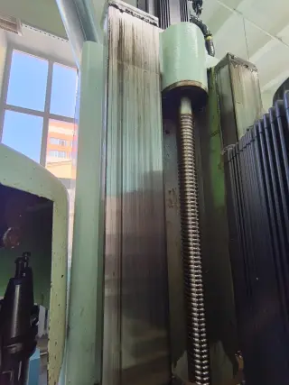 Станок фрезерный вертикальный Hitachi Macc Matic 48V с ЧПУ НЦ-210