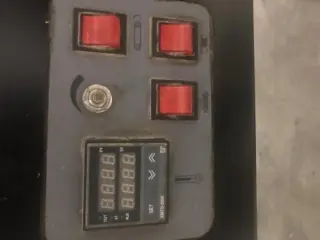 Термоусадочный упаковочный комплекс Hualian BS4525LA + BSL-5045L