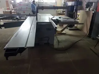 Форматно-раскроечный станок Altendorf F45