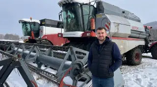Зерноуборочный комбайн рсm vеcтor 410
