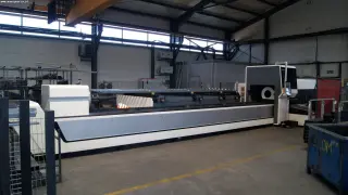 Волоконный лазер для резки труб и профилей BODOR T230