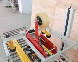 Полуавтоматический заклейщик гофорокоробов GURKI GPA-50