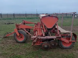 Сеялка зернотуковая СЗ-3.6 А