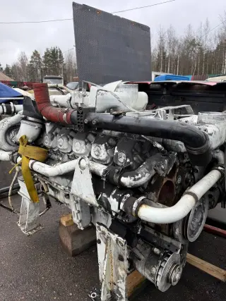 Двигатель Mercedes OM444 (аналог MAN D2842)