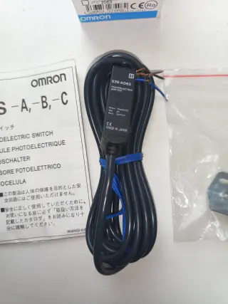 E3S-AD63 Omron фотоэлектрический датчик