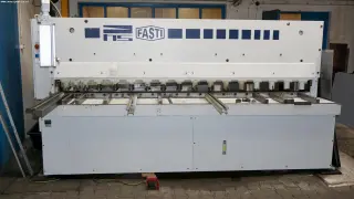 Гидравлические гильотинные ножницы SCHRÖDER-FASTI SFT 528-30/6
