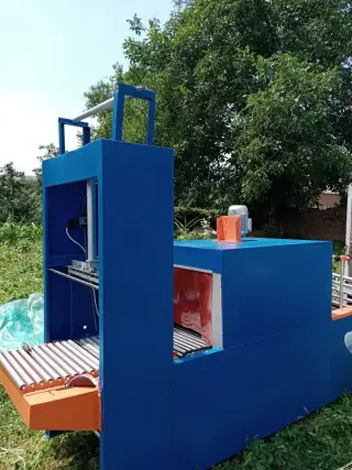 Упаковочный полуавтомат для бутылок и банок
