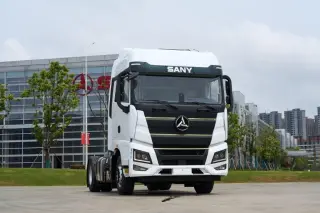 тягач Sany 4х2 495