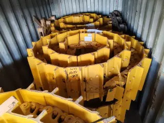 Гусеница 175-32-02661 Komatsu 2ШТ