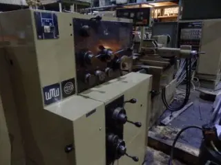 Станок токарно-затыловочный NILES VEB DH250-4