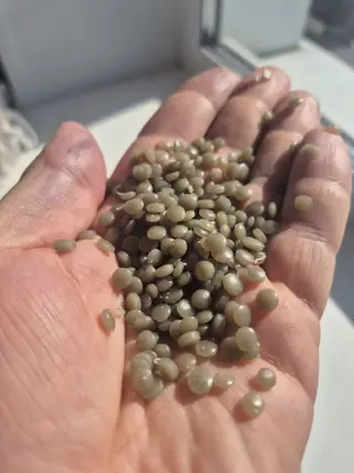 Гранула ПВД от производителя (карамель, цветная)