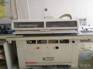 Кромкооблицовочный станок SCM ME 25