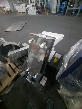 дробилку XFS-250 для твердого пластика