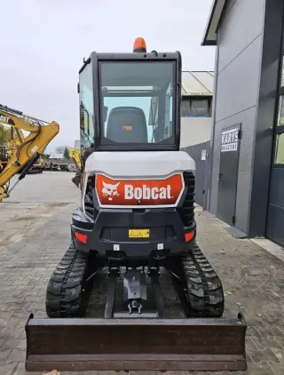 Мини-экскаватор BOBCAT E27 Z