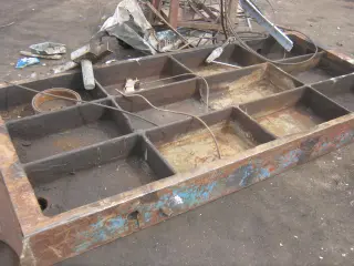 Плита чугунная сборочная с пазами 3000/1400/250мм
