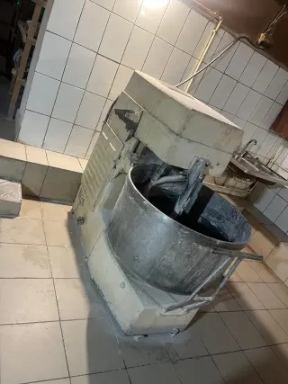 Тестомес промышленный