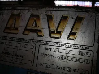 Вальцы 3-х валковые с двойным зажимом DAVI МСО 3053, 3000х50мм