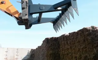 Грабли для силоса на телескопический погрузчик Manitou, Heli, Merlo и других