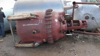 Реактор эмалированный, объем 1,77 куб.м.