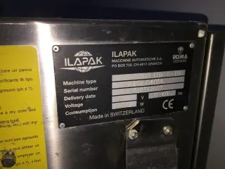 горизонтальная упаковочная машина (флоу-пак) ILAPAK DELTA 3000 TDR B DX