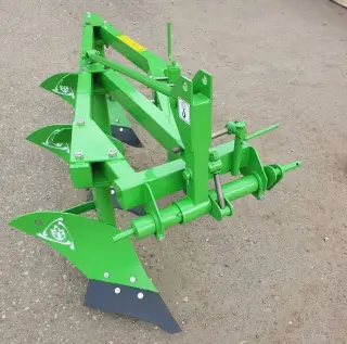 Плуг отвальный 3хкорпусный Kerland (аналог Wirax)