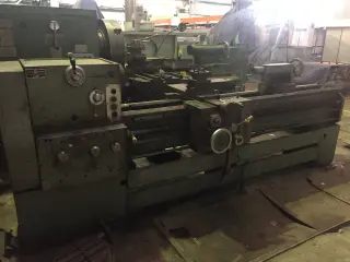 Токарно-винторезный станок ZMM Sliven CU500 (СУ500) РМЦ2000