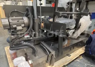 Полуавтоматический ленточнопильный станок с поворотной рамой LSZ4040-N000T0