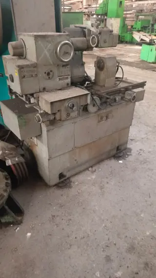 Внутришлифовальный станок 3М225ВФ2