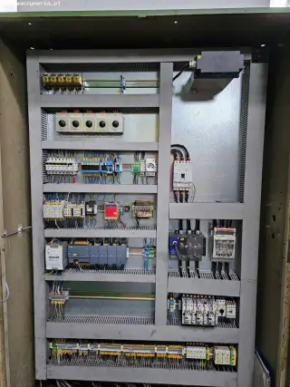 Гидравлический пресс DIEFFENBACHER PO 500A