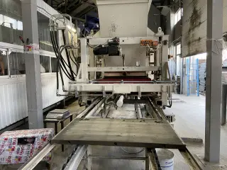 Бетоноформовочная линяя Hess Multimat RH 400A