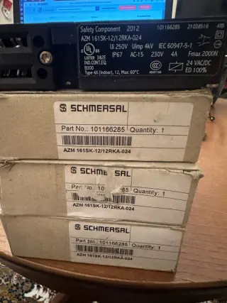 AZM161SK-12/12RK-024 Выключатель безопасности Schmersal