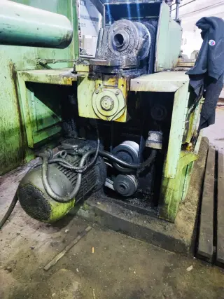 Токарно-револьверный станок автомат 1Е140 (2150)