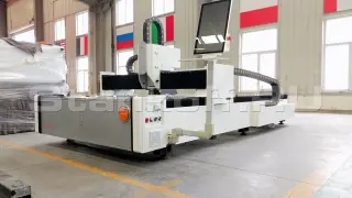 Оптоволоконный лазерный станок для резки металла XTC-1530W/6000 Raycus