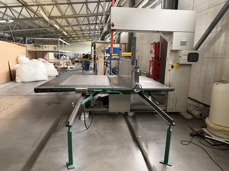 Машина для вертикальной резки поролона ELQ-4L
