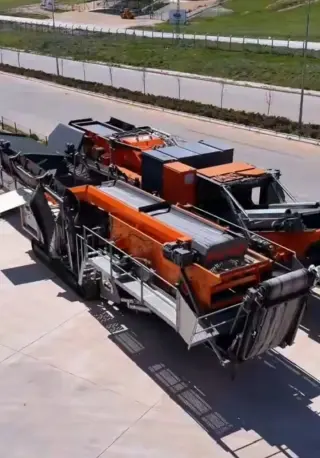 ПРОДАЕМ : Мобильная Ударная Дробилка Polygonmach PTI 213S + с пост грохотом