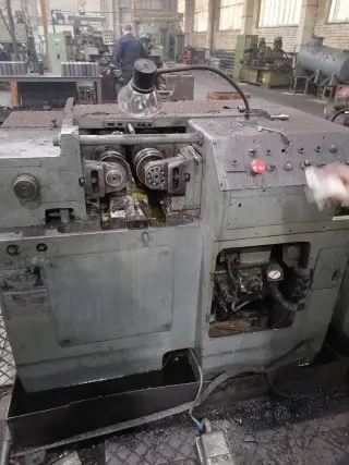 полуавтомат профиленакатной (резьбонакатной) двухроликовый А2528