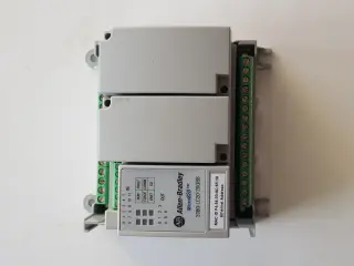 Контроллер Micro820 Allen- Bradley. Оригинал