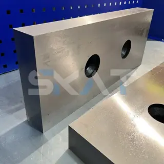 Нож Lefort Conkest 500/600 444*190*55 сталь H13