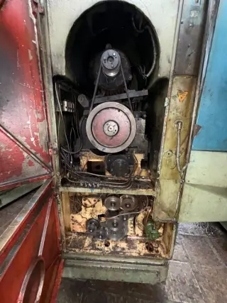 Зубофрезерный станок 5В312 42687