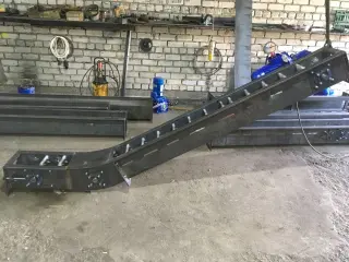 Транспортер цепной скребковый