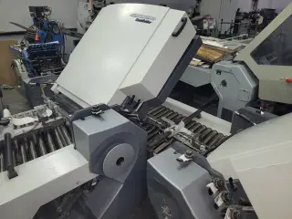 Фальцмашина HEIDELBERG Stahlfolder KD82, 6 кассет+4 кассеты+4 кассетты