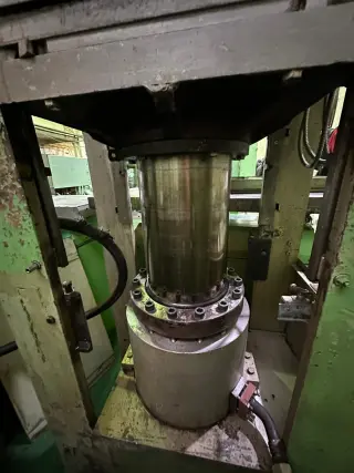 Пресс гидравлический вулканизационный CHEPEL PHG-60