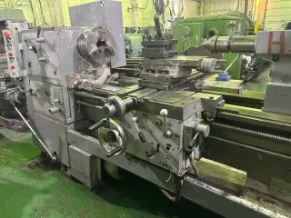 Универсальный Токарный TUR-63S Винторезный станок, РМЦ 1000 мм (аналог ДИП-300)