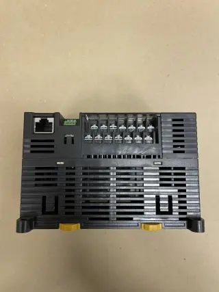 Программируемый контроллер Omron CP1L-EL20DT1-D