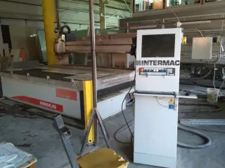 Гидроабразивный станок (Ватерджет) Intermac Primus 322 5 axis