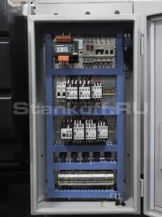 Станок токарно-винторезный C6246E/1000