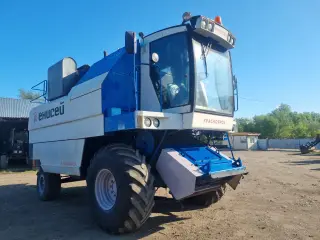 Комбайн кзк Енисей 950