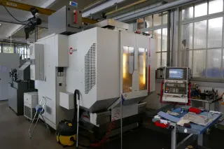 Обрабатывающий центр пяти осевой Hermle C30U Dynamic X/Y/Z 650 x 600 x 500 мм -= 3893 = Mach4metal